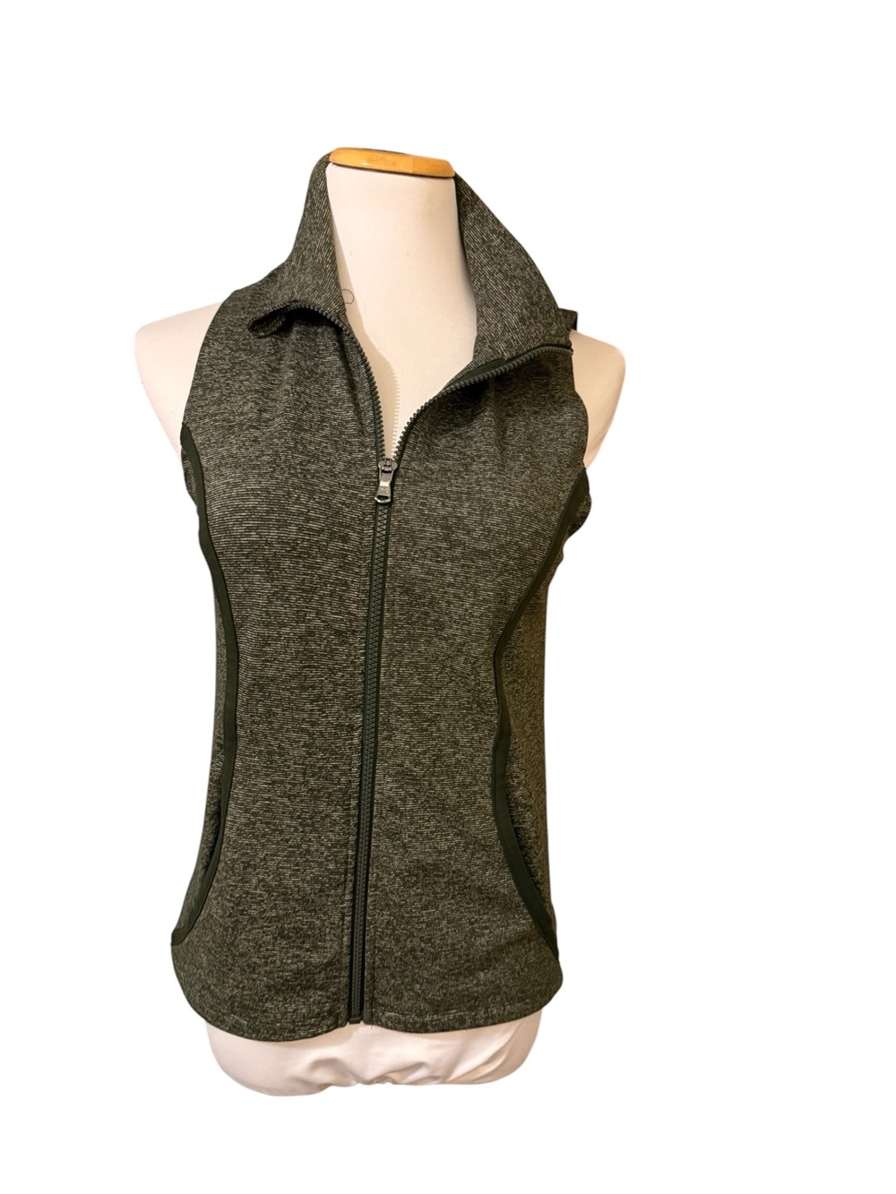 Under Armour Sleeveless Zip-Front Heathered Green Vest